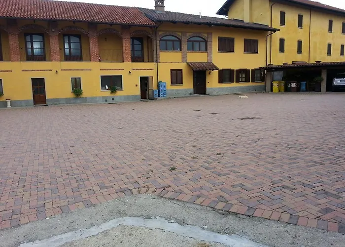 Cascina Del Peso レイニー